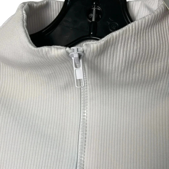 White jumpsuit,layering ,apres ski,bodycon sculpting,ribbed,mock neck,NWT”,125$ - Picture 8 of 15